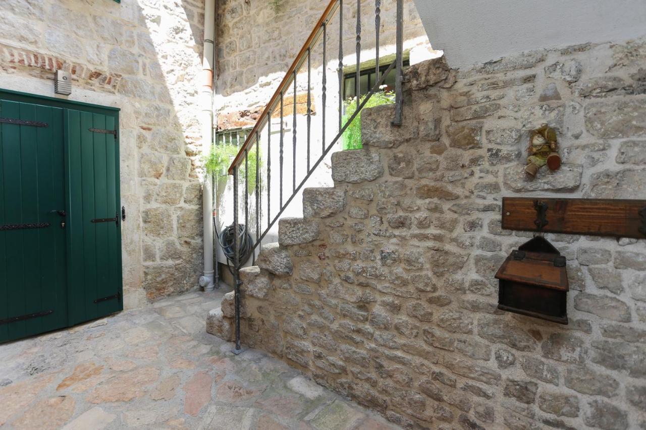 Apartments Salvezani Split Eksteriør bilde