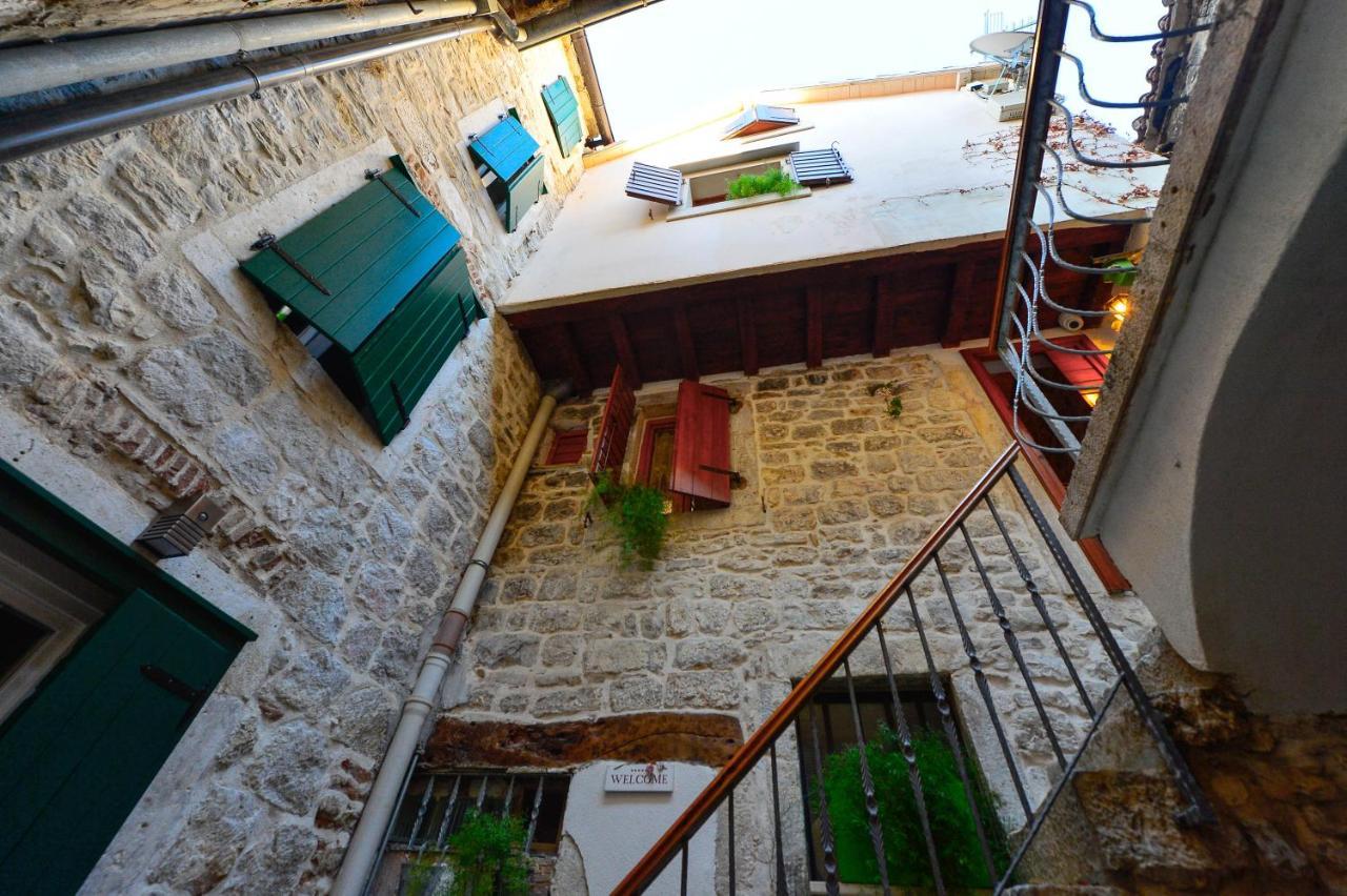 Apartments Salvezani Split Eksteriør bilde